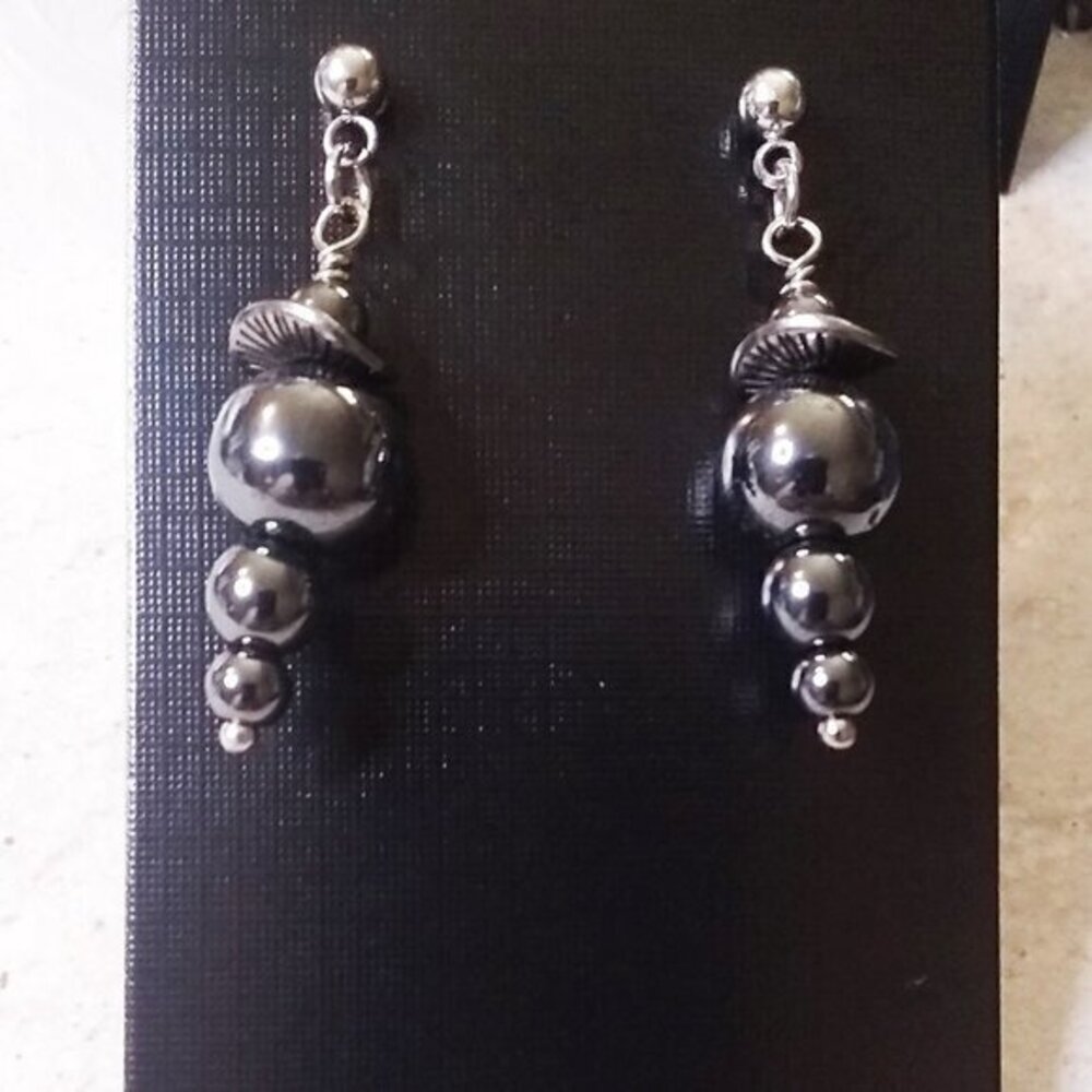 Stacked Gray Hematite Post Earrings - Calming, Grounding, Clearing, Protection - Picture 10 of 10